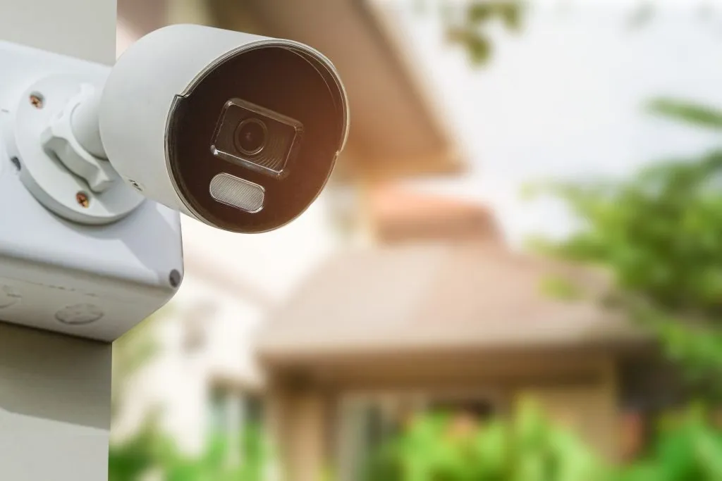 Une caméra IP extérieure pour sécuriser votre maison